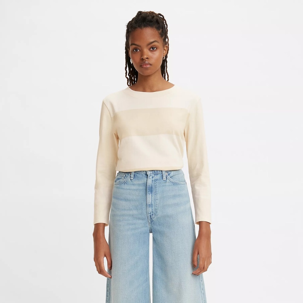 BRACELET SLEEVE T-SHIRT